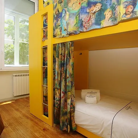 Rum i privatbostad Nº 91 - Almirante Oporto