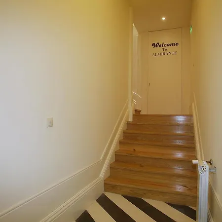 Δωμάτια σε οικογενειακή κατοικία Nº 91 - Almirante *