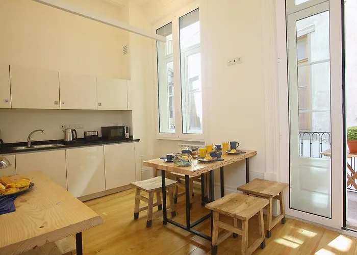 Nº 91 - Almirante Habitación en casa particular *